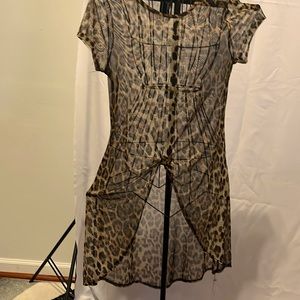 Animal print asymmetric shirt
